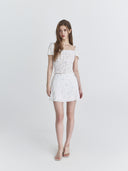 not your rose  [Wearing Ahyeon]   Floral puff blouse (White)